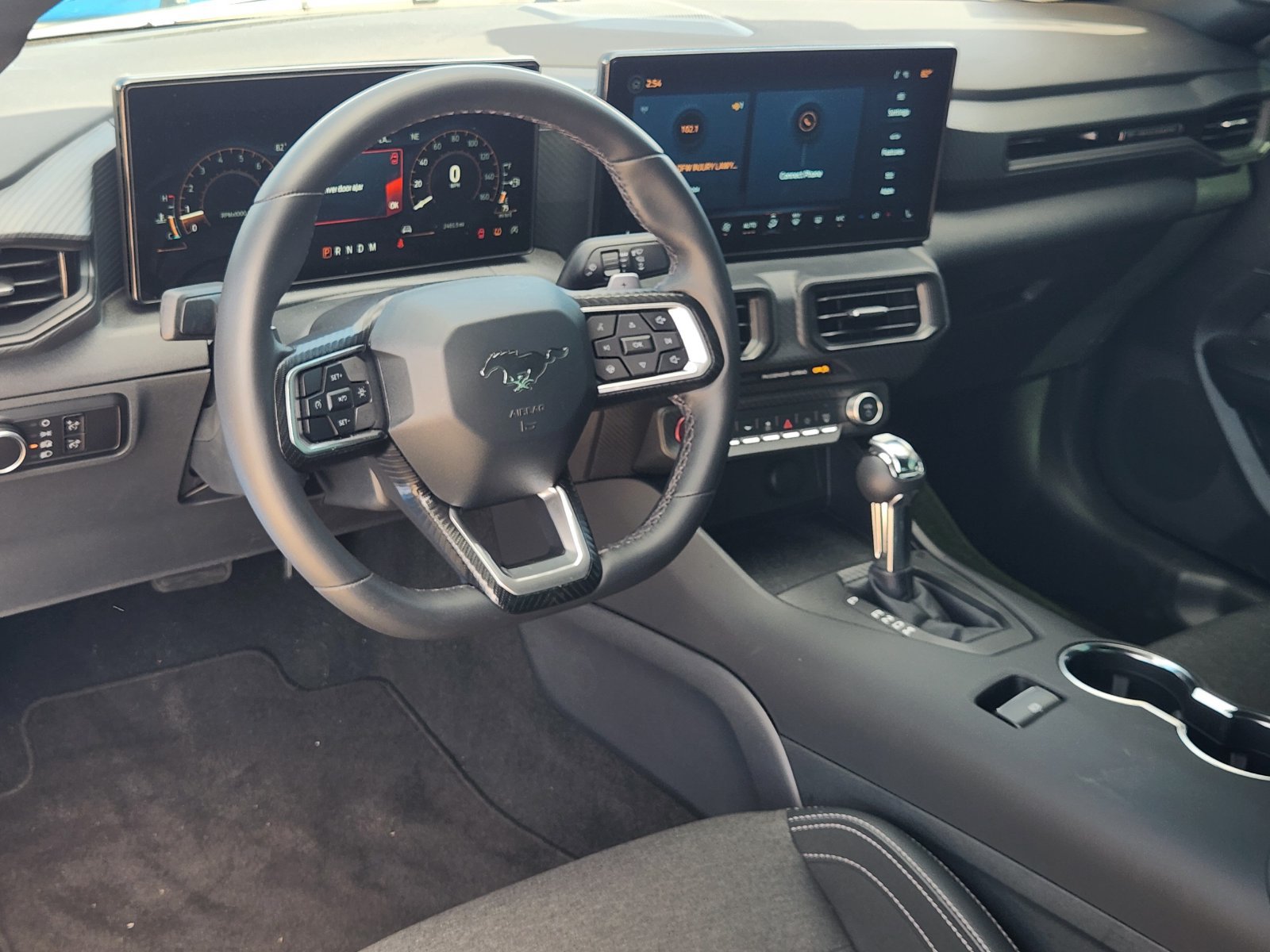 Used 2025 Ford Mustang GT RWD image 28
