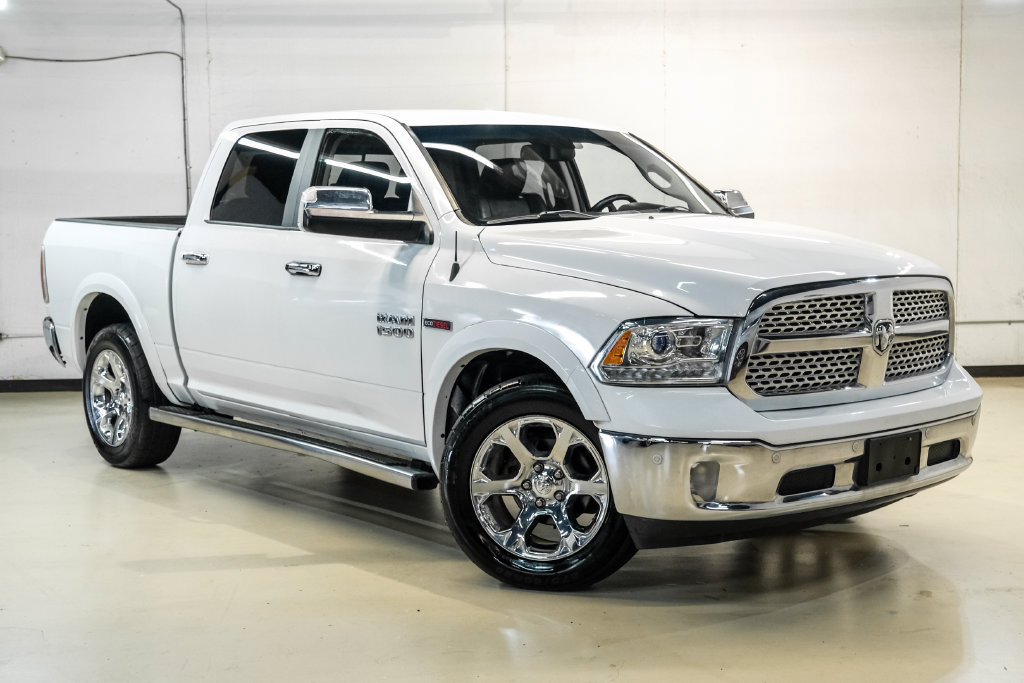 Used 2018 RAM 1500 Laramie AWD/4WD image 6