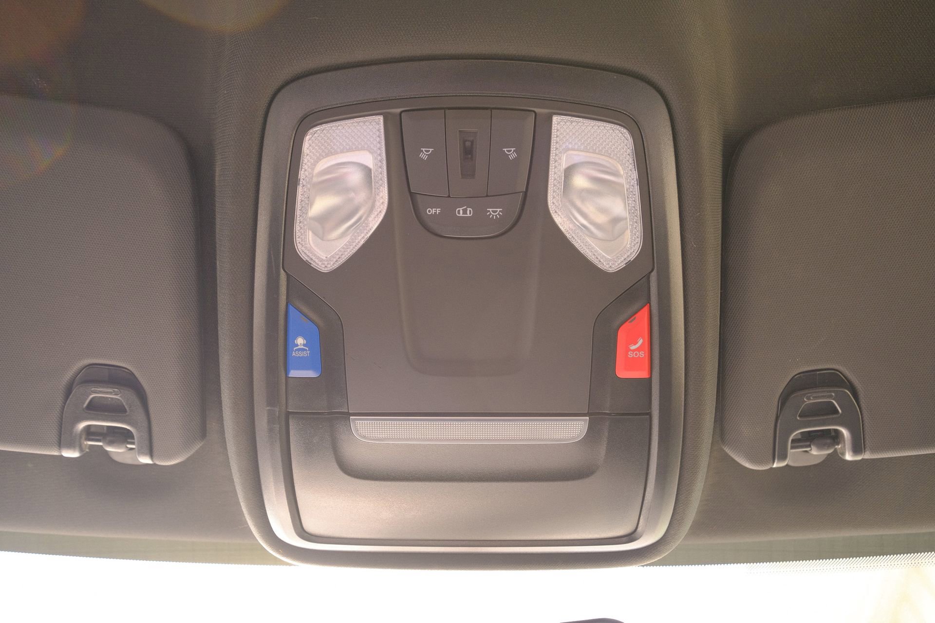 Used 2024 RAM 2500 Tradesman w/ Chrome Appearance Group image 30