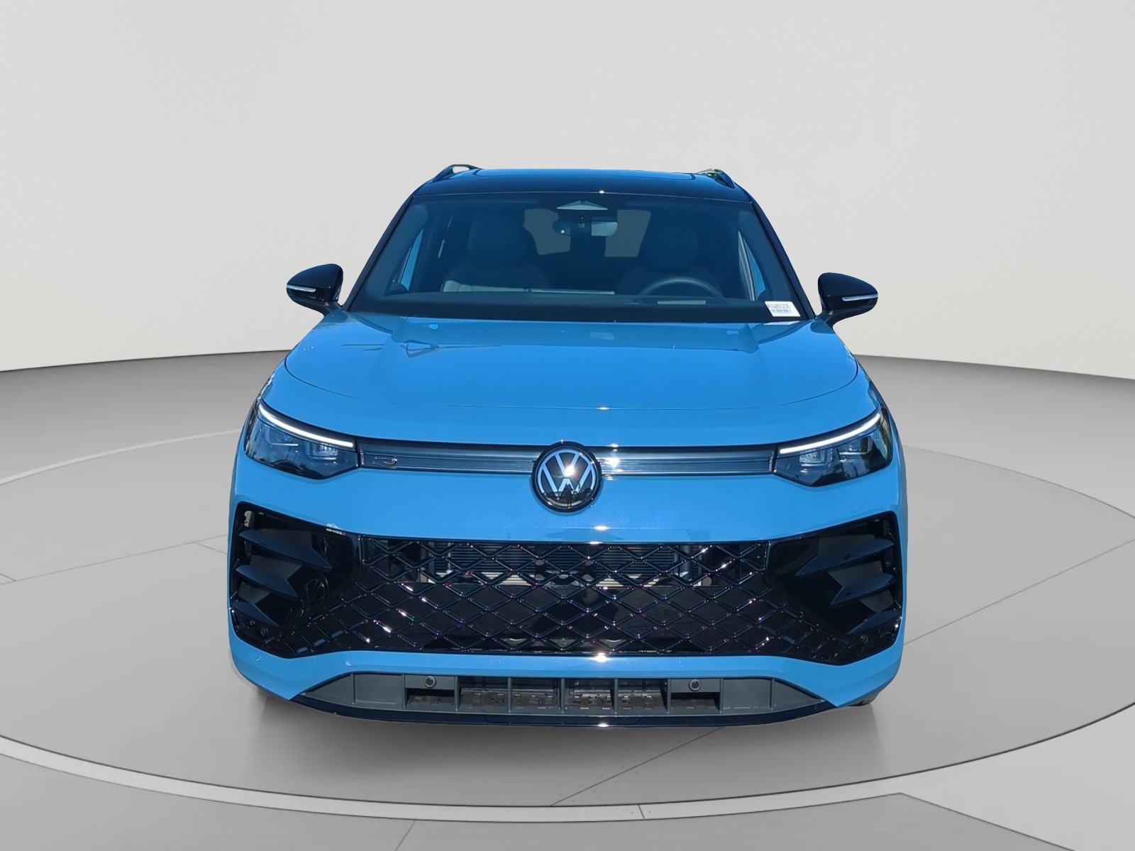 New 2026 Volkswagen Tiguan SE R-Line FWD image 8