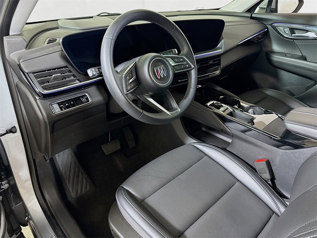Certified 2025 Buick Envision Preferred image 7