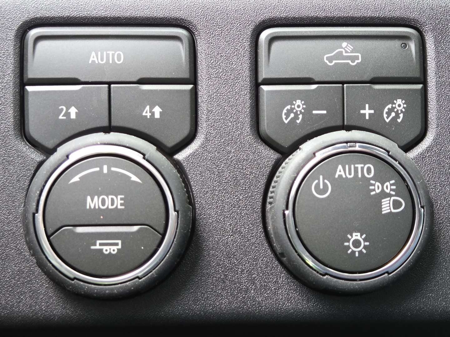 New 2026 Chevrolet Silverado 1500 LT AWD/4WD image 6