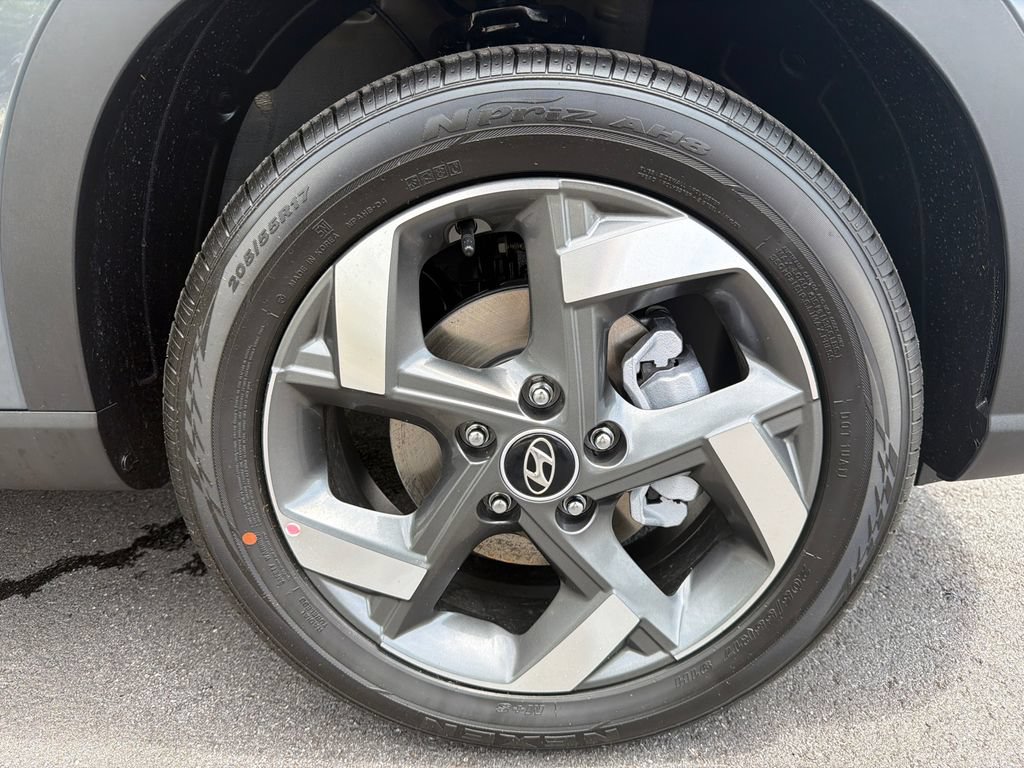 New 2026 Hyundai Venue SEL FWD image 13