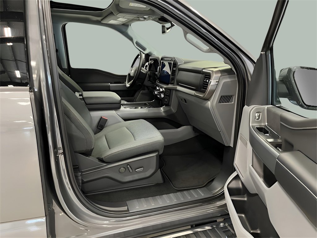 New 2024 Ford F150 XLT w/ Equipment Group 303A High image 25