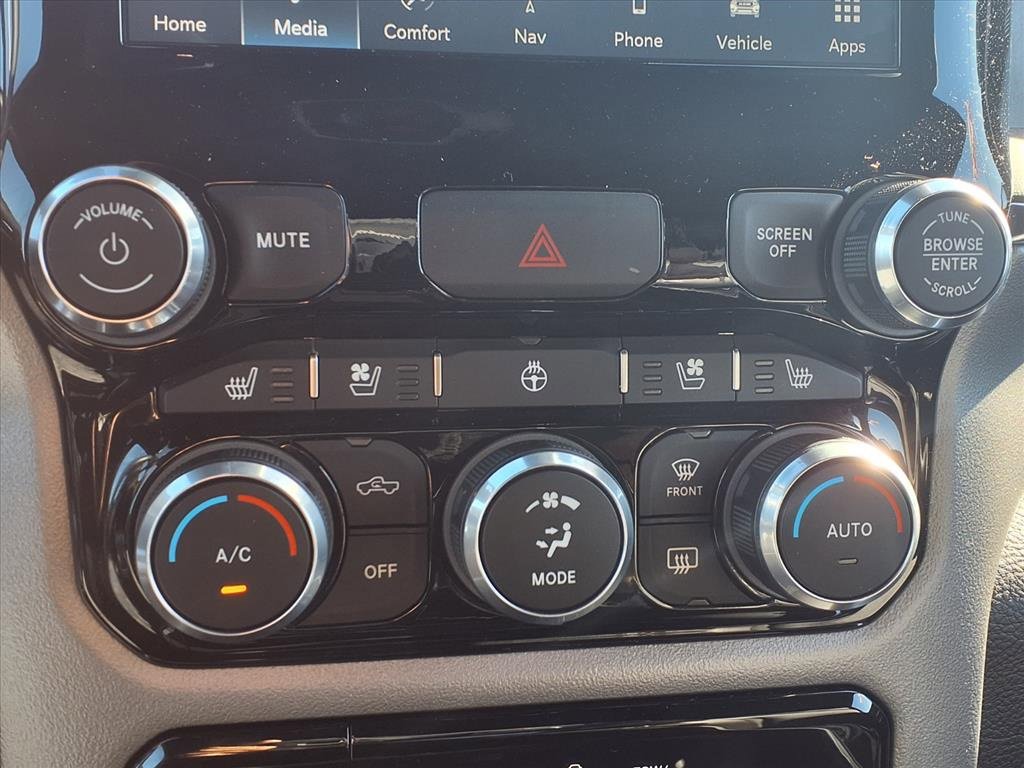 Used 2024 RAM 1500 Laramie image 6