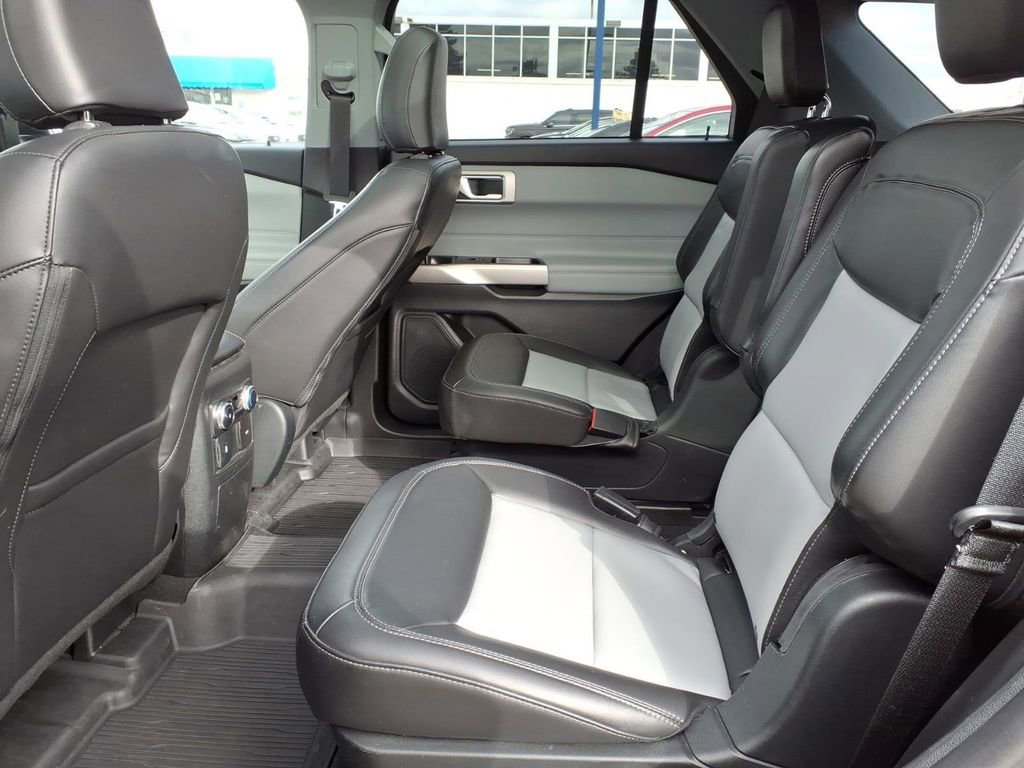 Certified 2023 Ford Explorer XLT w/ Equipment Group 202A image 12