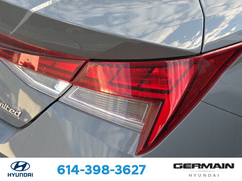 Used 2023 Hyundai Elantra Limited FWD image 10