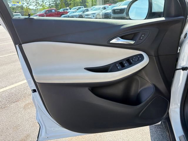 Certified 2023 Buick Encore GX Preferred w/ Cold Weather Comfort Package image 10