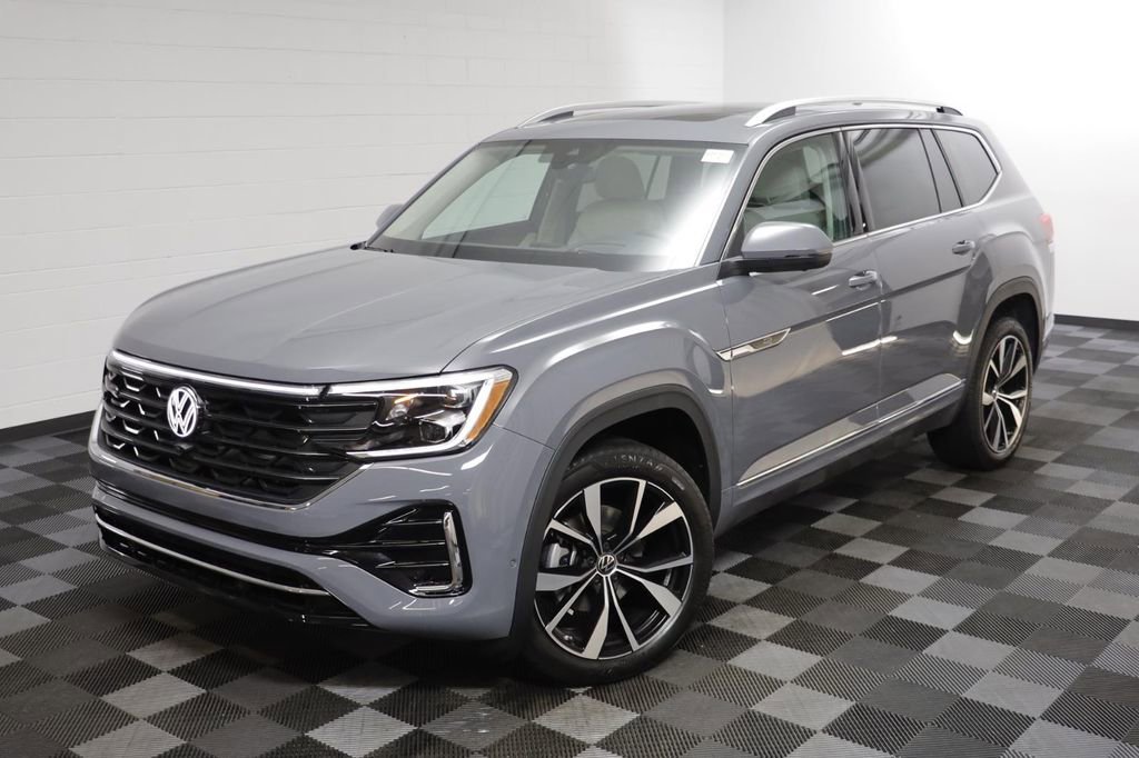 New 2026 Volkswagen Atlas SEL Premium R-Line AWD/4WD image 2