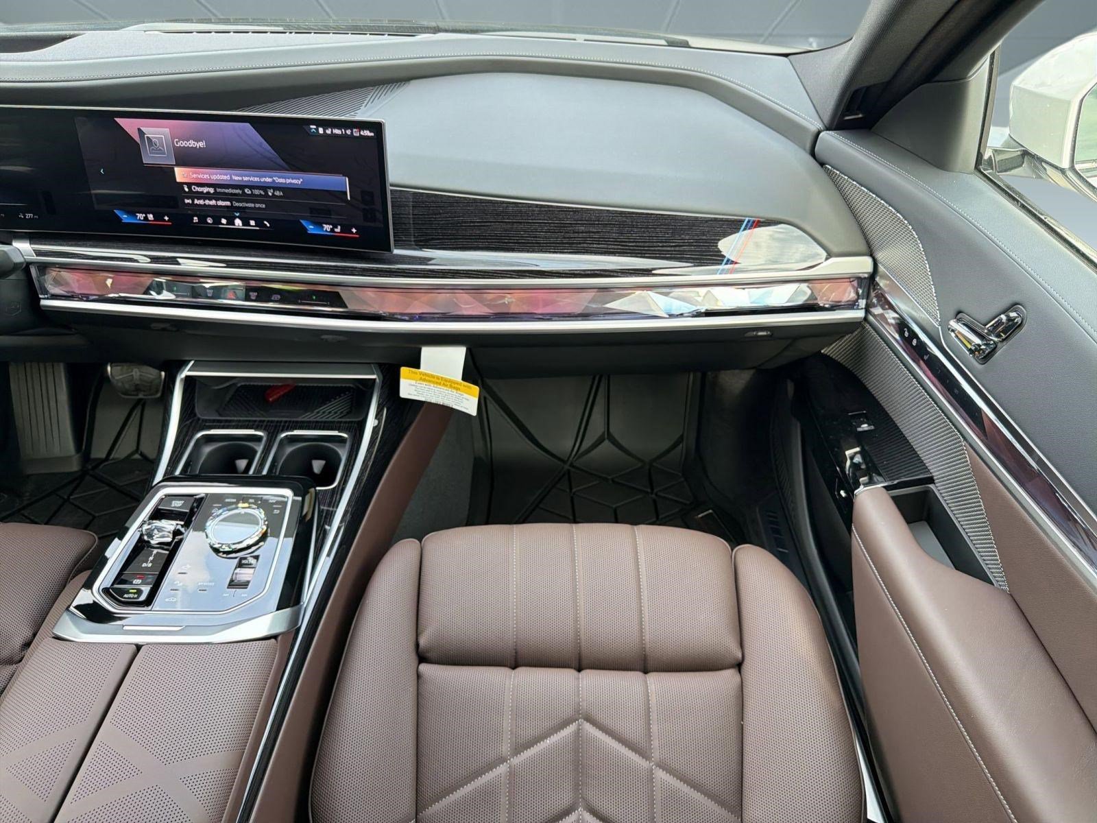New 2026 BMW i7 xDrive60 AWD/4WD image 29