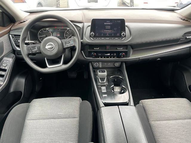 Certified 2023 Nissan Rogue SV image 10