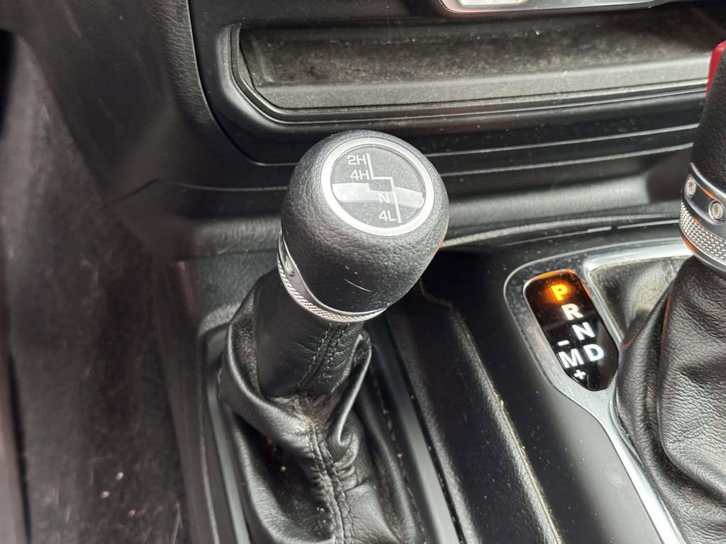 Used 2021 Jeep Gladiator Sport image 27