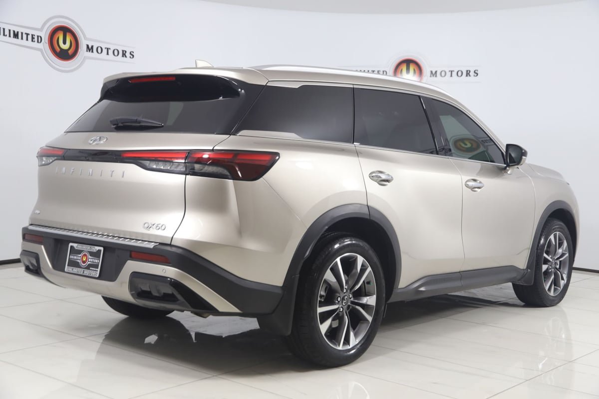 Used 2023 INFINITI QX60 Luxe w/ Cargo Package AWD/4WD image 3