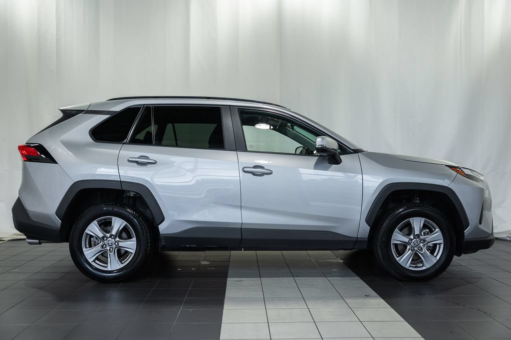Certified 2025 Toyota RAV4 XLE AWD/4WD image 3