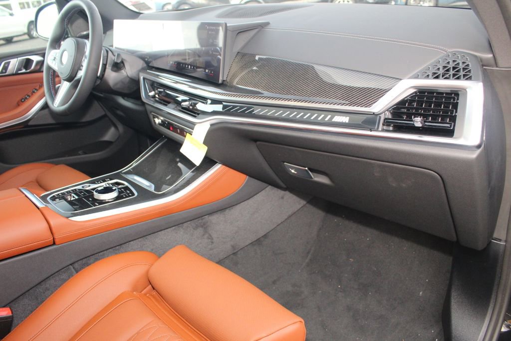 New 2026 BMW X5 M60i image 24