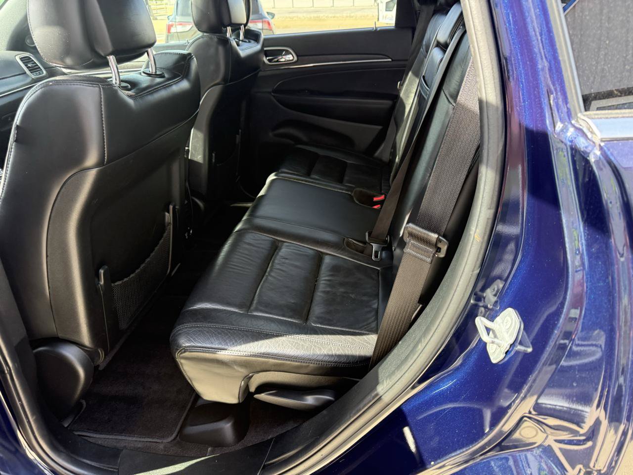 Used 2018 Jeep Grand Cherokee Limited AWD/4WD image 16