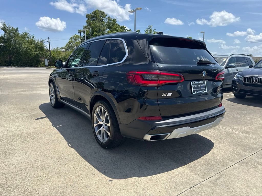 Used 2019 BMW X5 xDrive40i w/ Premium Package 2 AWD/4WD image 3