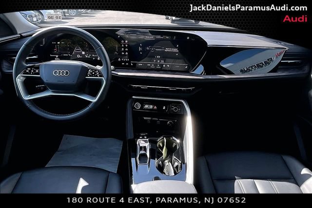 Used 2025 Audi Q5 Premium w/ Convenience Package AWD/4WD image 13