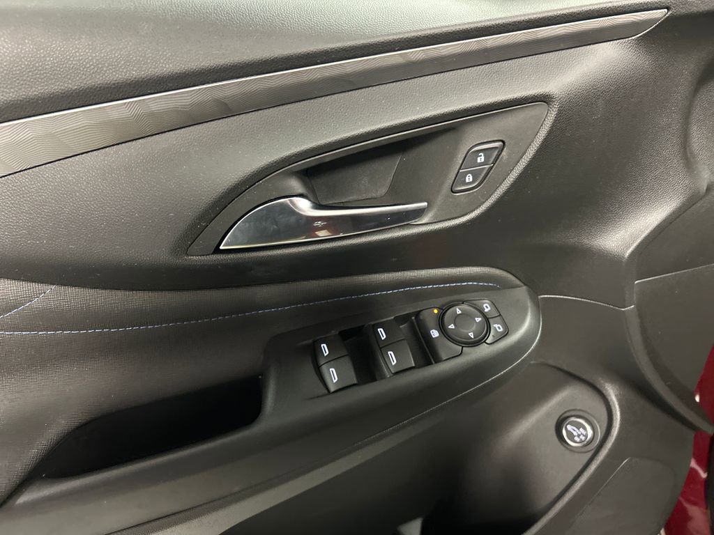 Used 2024 Buick Envista Sport Touring w/ Convenience I Package FWD image 14