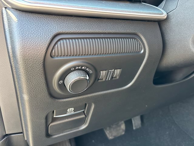 New 2026 Jeep Grand Wagoneer L Limited AWD/4WD image 19
