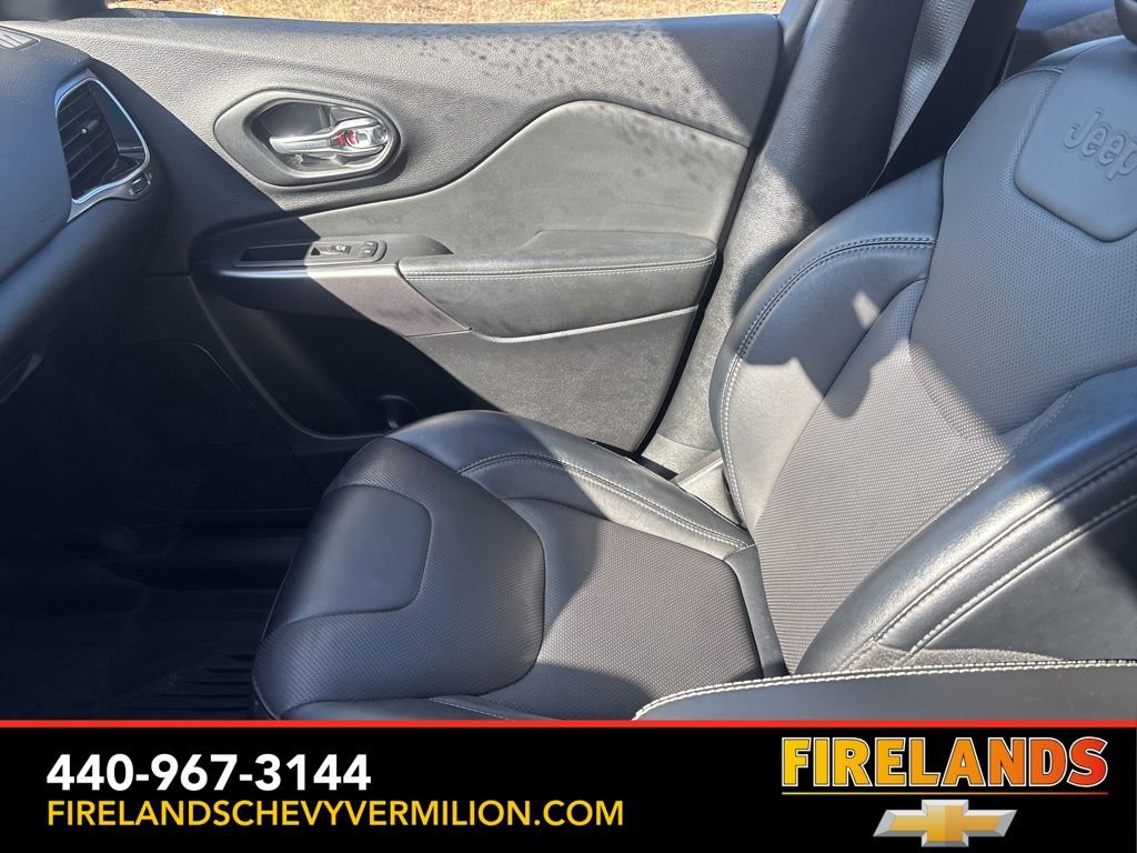 Used 2022 Jeep Cherokee Limited w/ Mopar Interior Package image 16