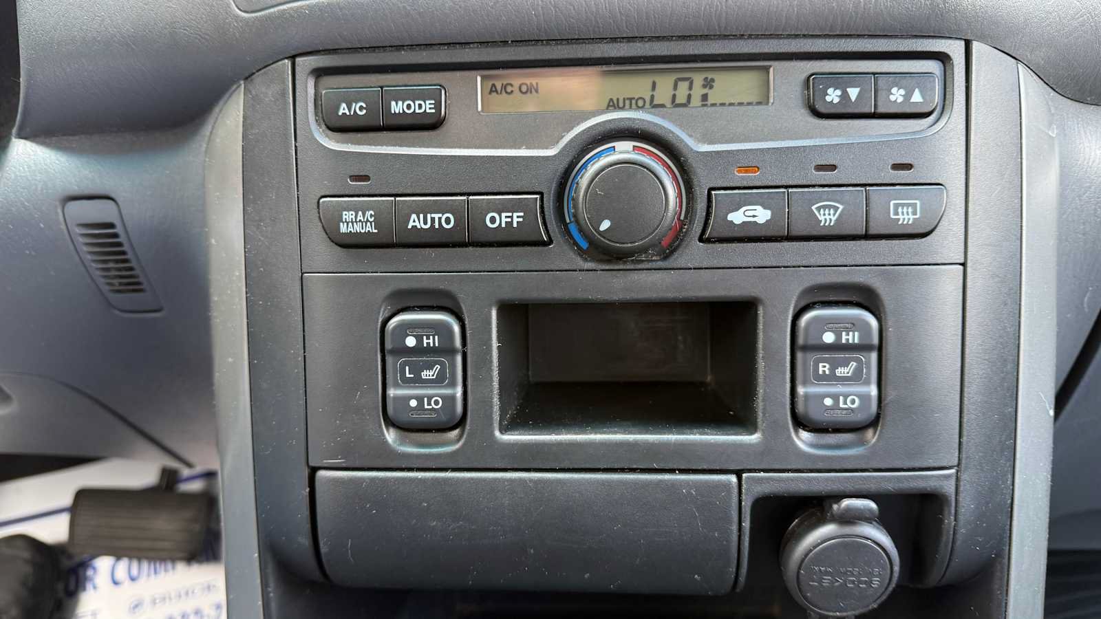 Used 2004 Honda Pilot EX image 21