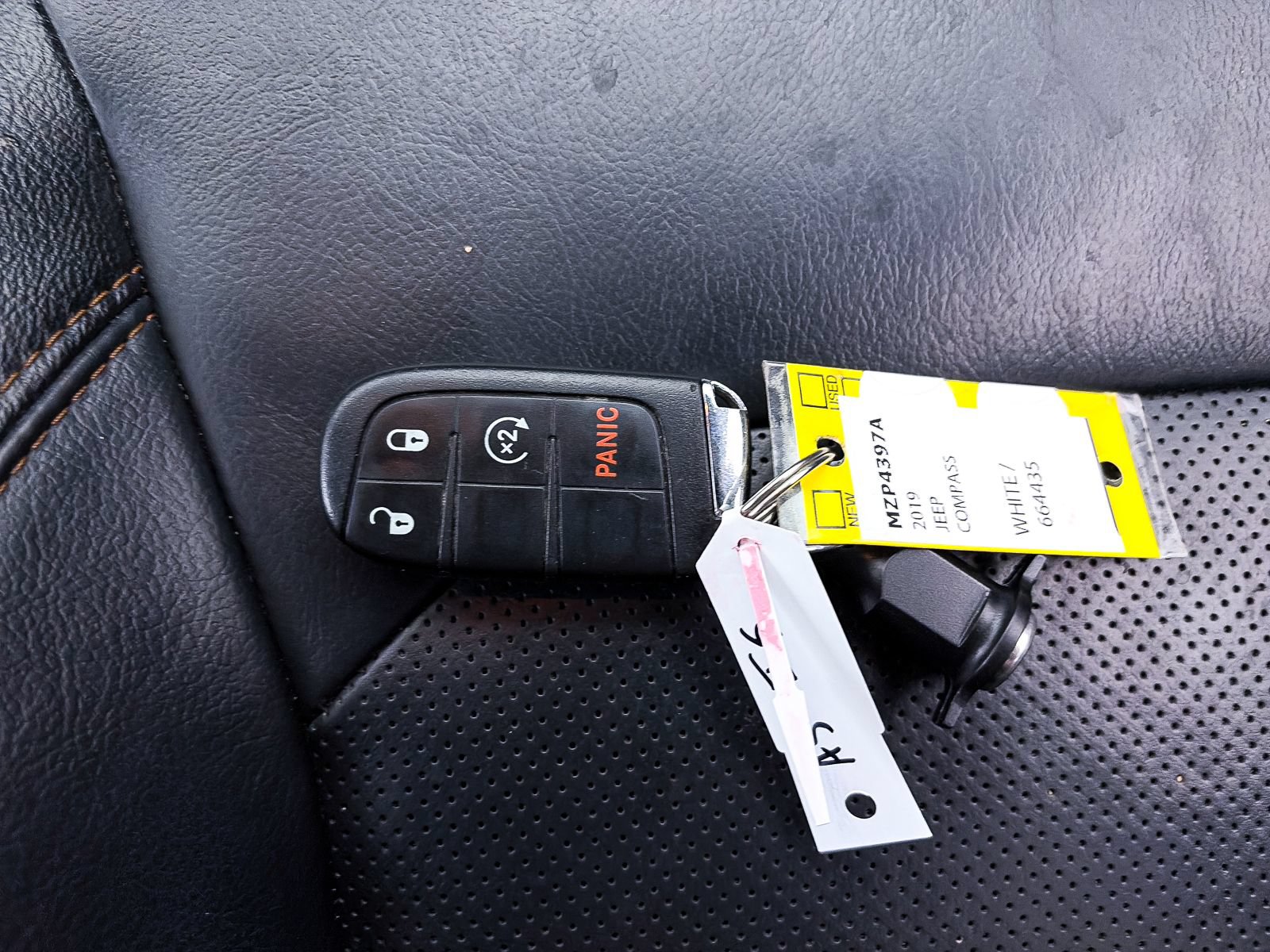 Used 2019 Jeep Compass Limited FWD image 21