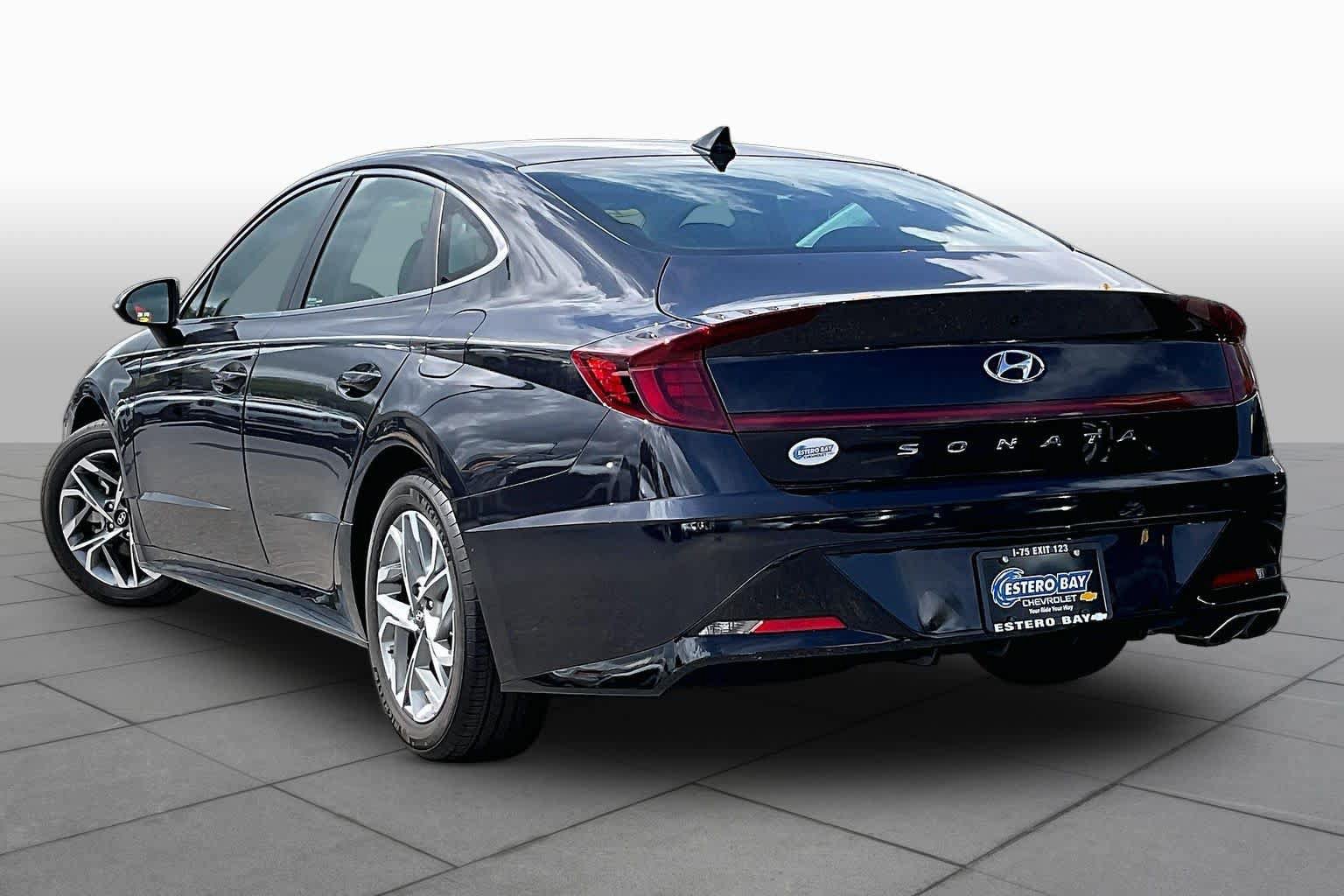 Used 2023 Hyundai Sonata SEL FWD image 12
