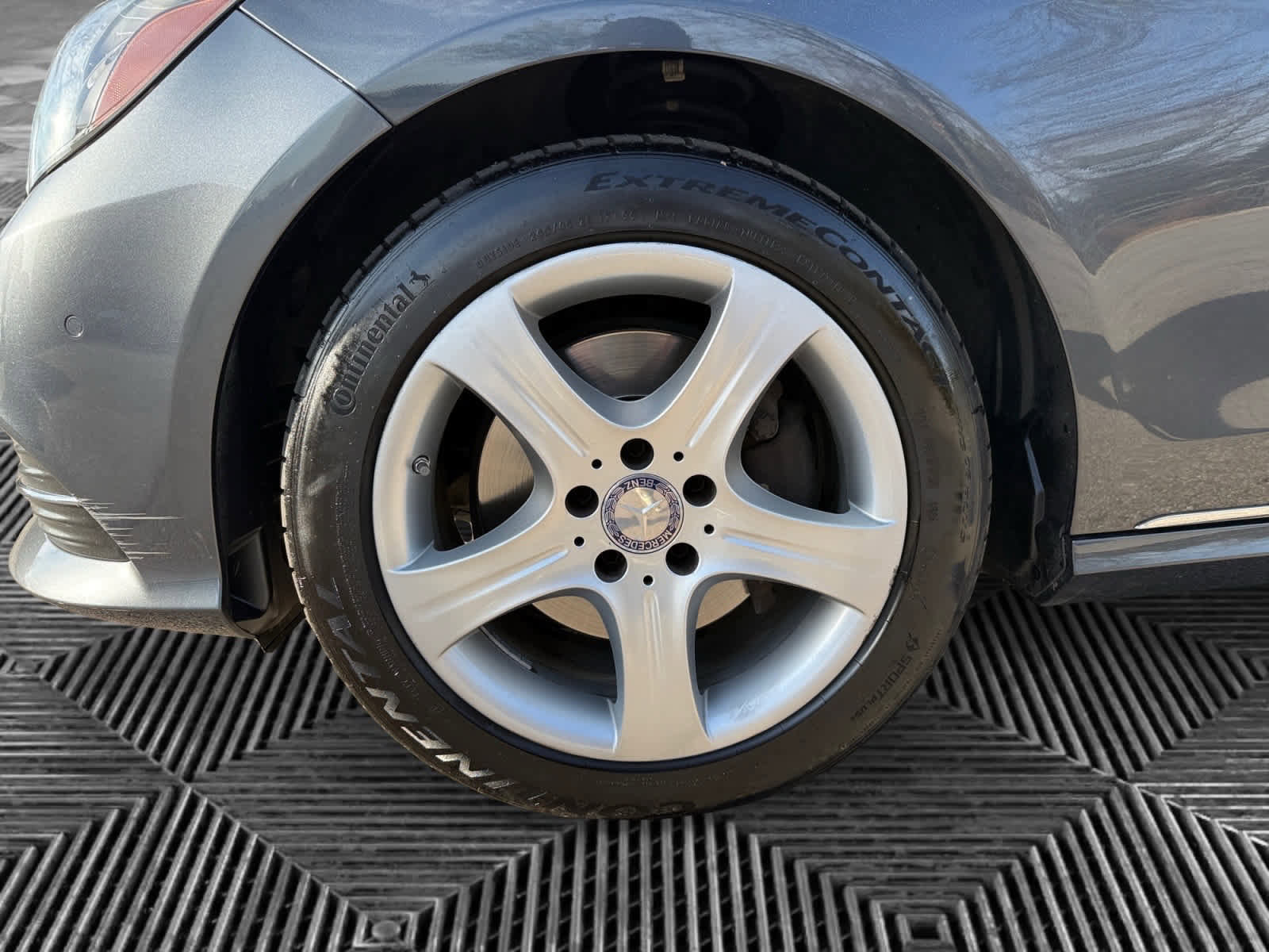 Certified 2016 Mercedes-Benz E 350 4MATIC Wagon image 9