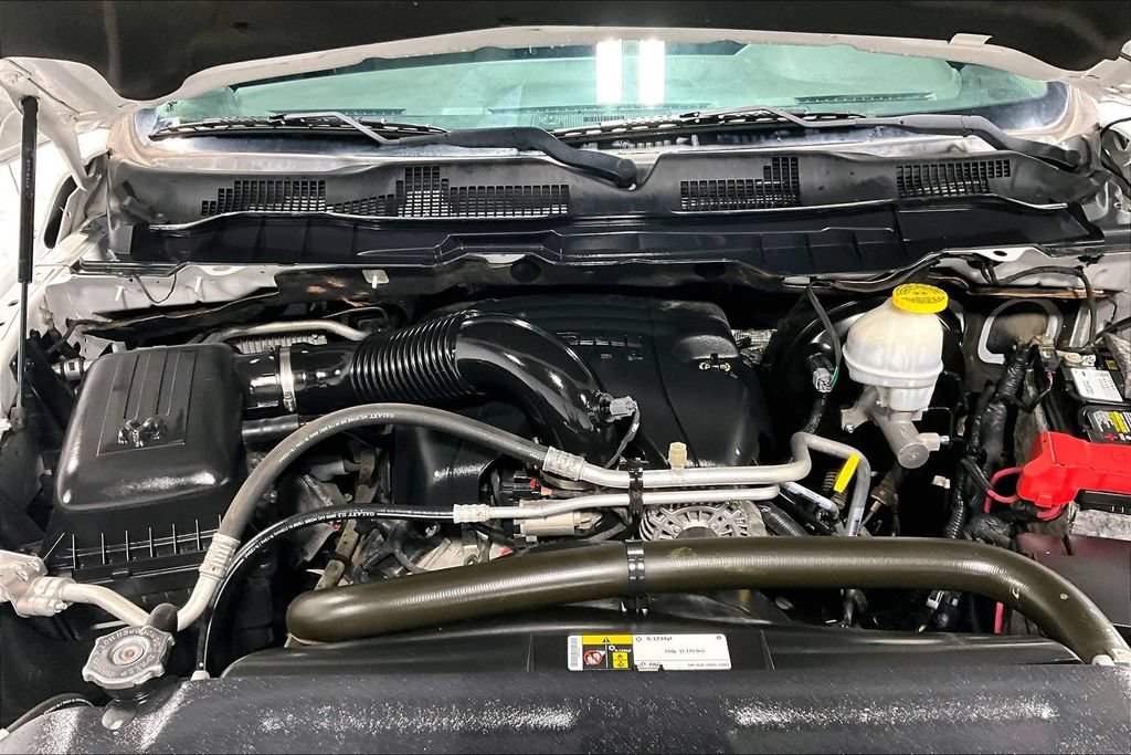 Used 2018 RAM 1500 Express w/ Express Value Package AWD/4WD image 11