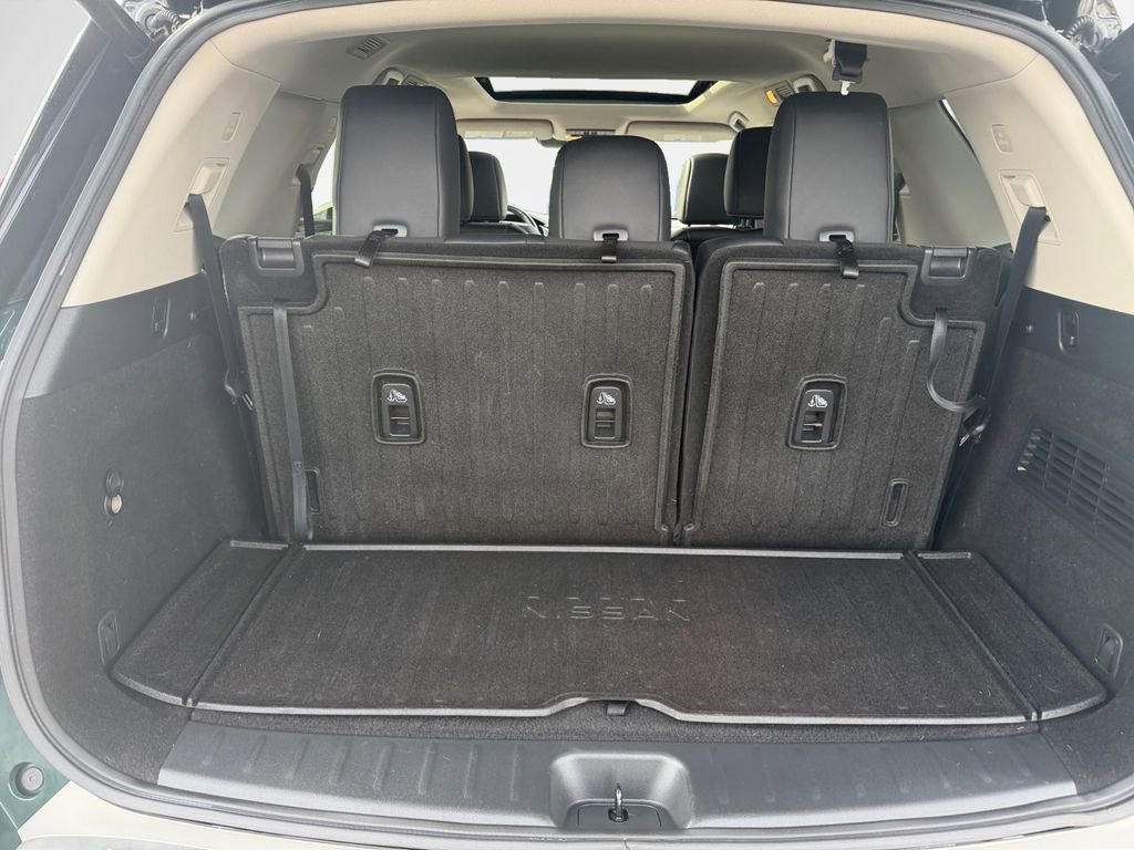Used 2023 Nissan Pathfinder Platinum image 25