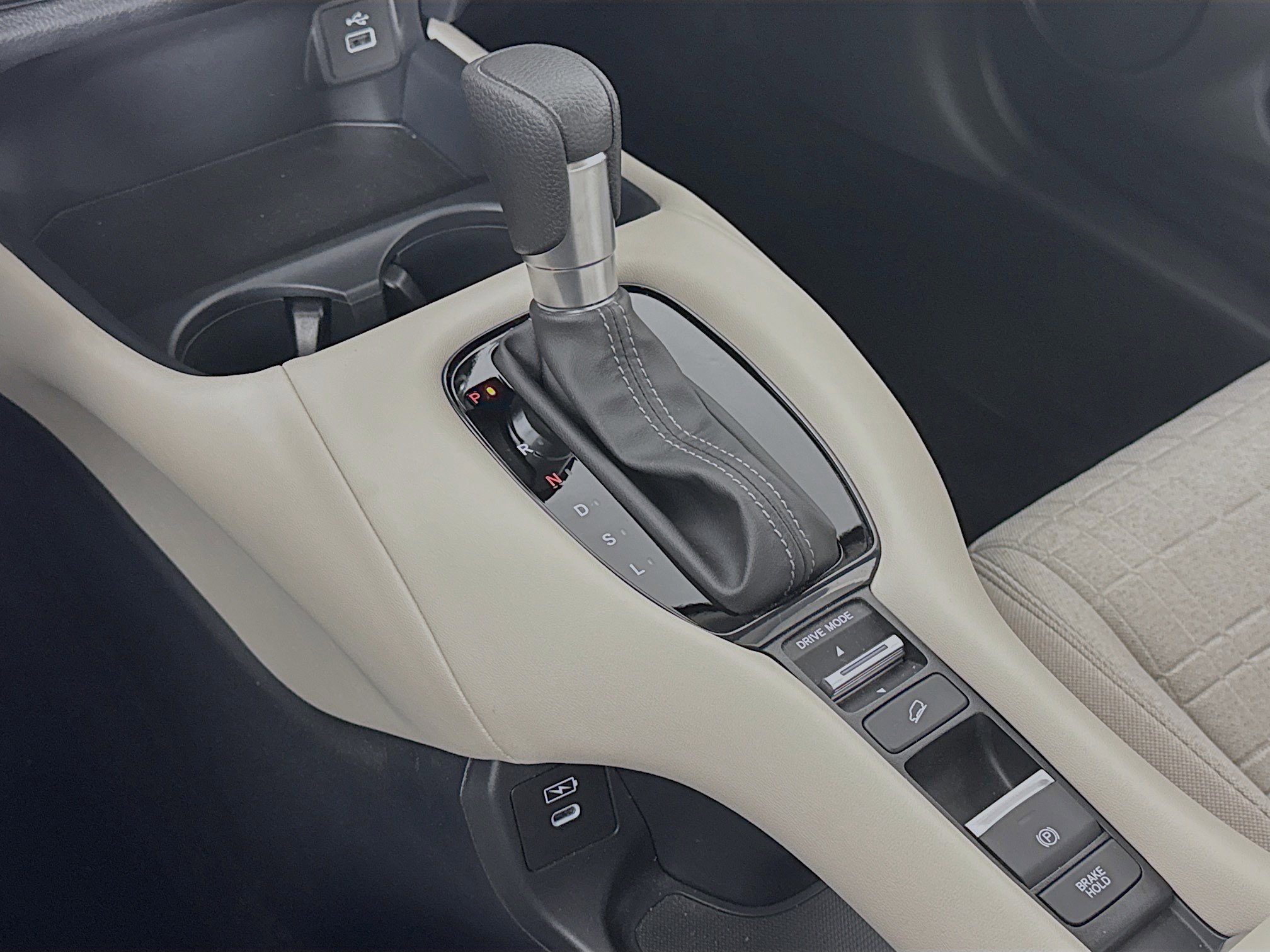 Certified 2024 Honda HR-V LX image 16