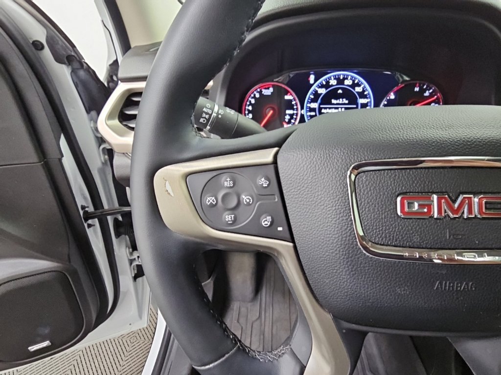 Used 2023 GMC Acadia Denali w/ Denali Ultimate Package AWD/4WD image 29