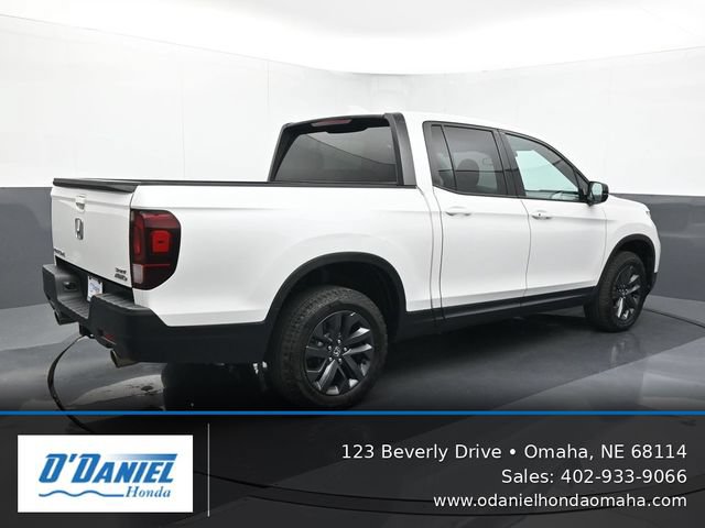 Used 2023 Honda Ridgeline Sport image 6