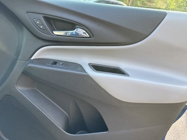Used 2020 Chevrolet Equinox LT image 27