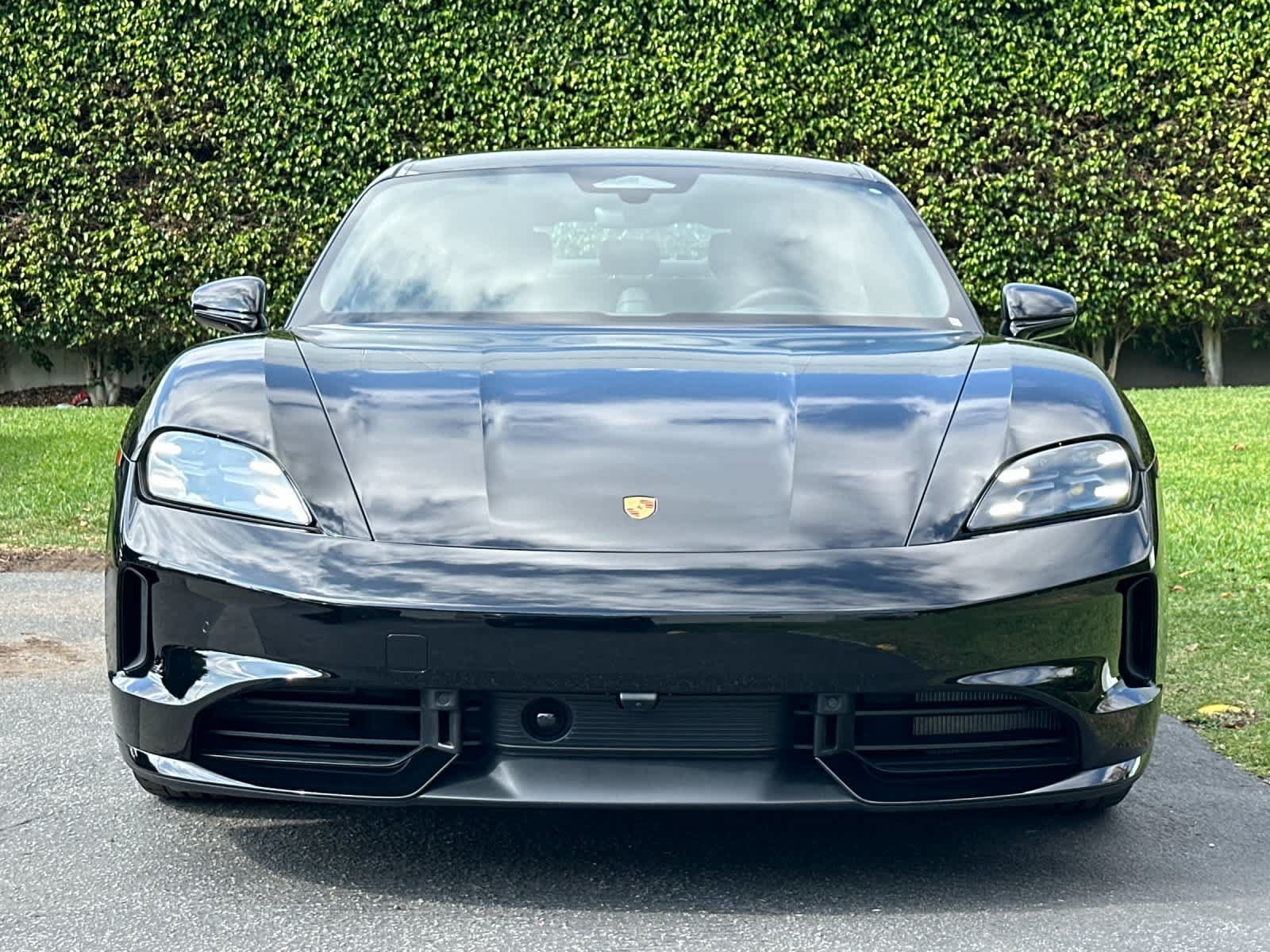 New 2026 Porsche Taycan RWD image 11