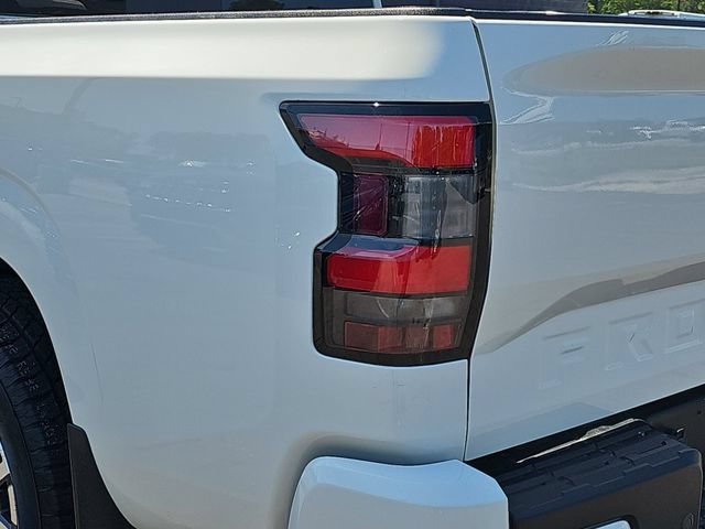 Used 2024 Nissan Frontier SL w/ Technology Package RWD image 37