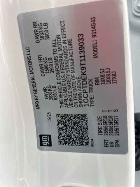 New 2026 Chevrolet Colorado Z71 w/ LPO, Hood Decal Package image 35