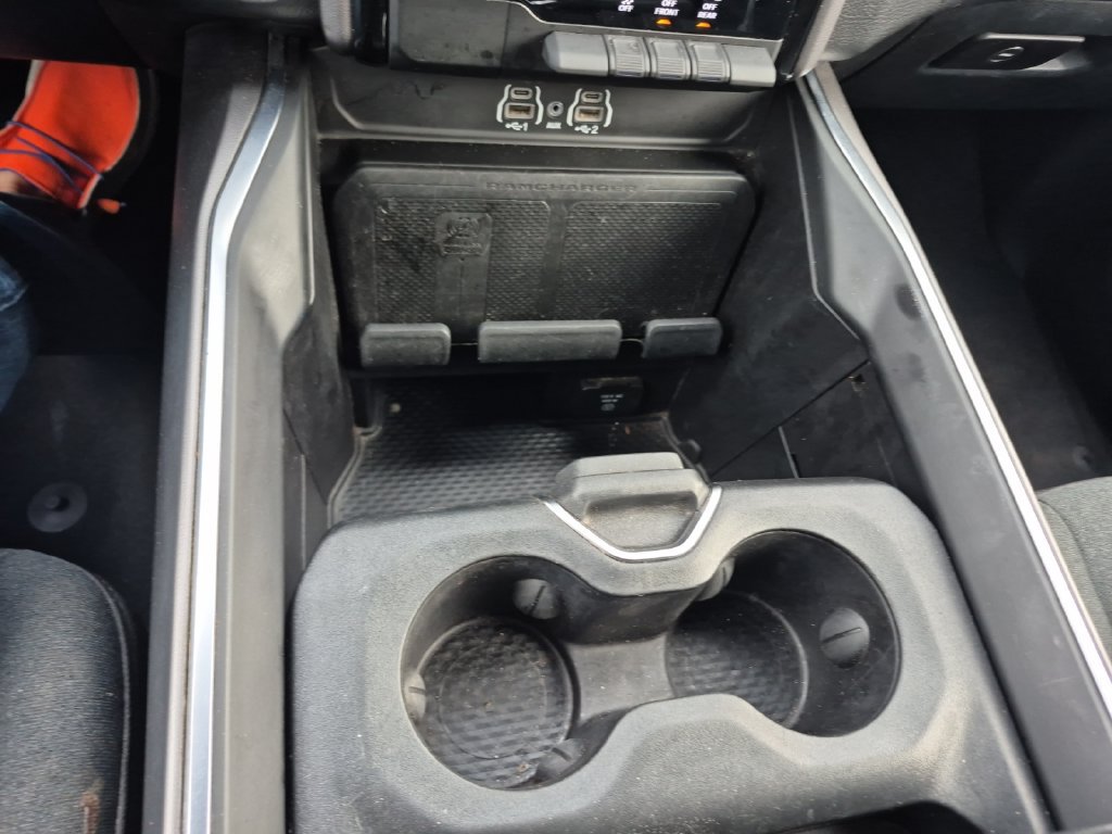 Used 2025 RAM 1500 Big Horn AWD/4WD image 19