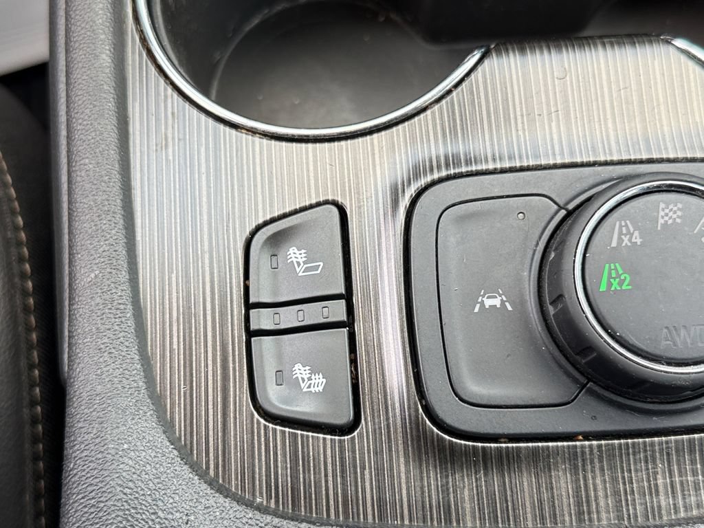 Used 2023 GMC Acadia SLT AWD/4WD image 34
