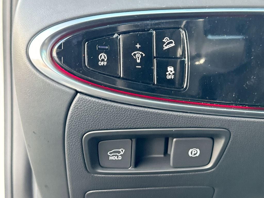 Used 2025 Genesis GV70 3.5T Sport w/ Sport Advanced Package image 21