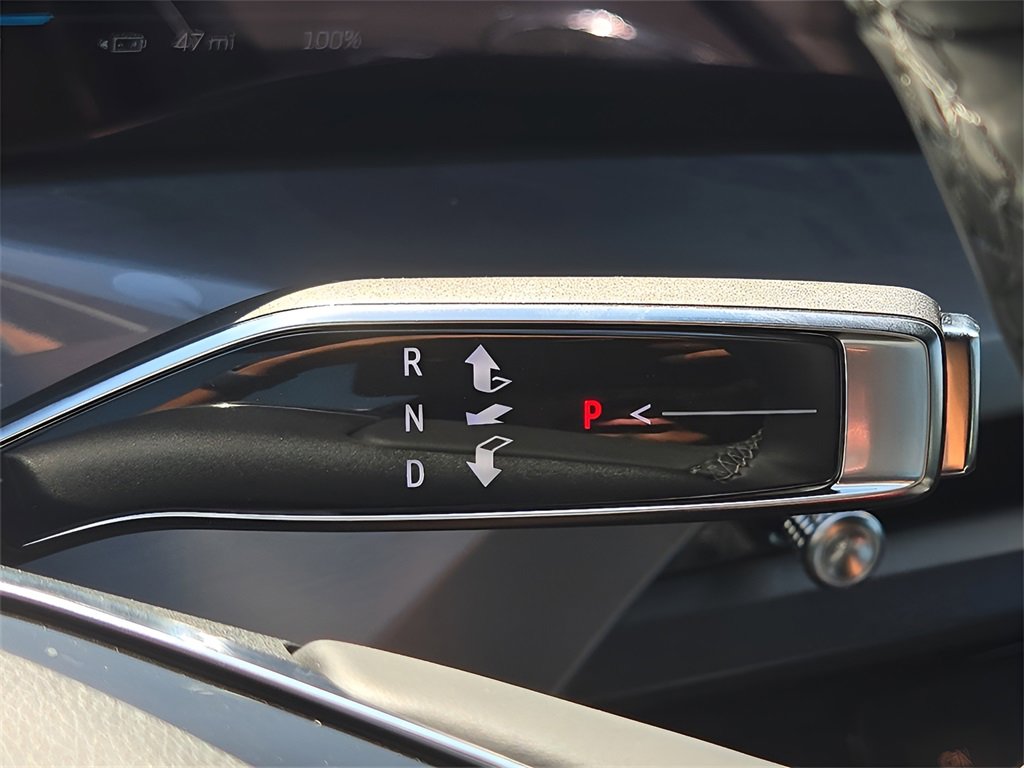 New 2026 Cadillac Vistiq Sport image 28