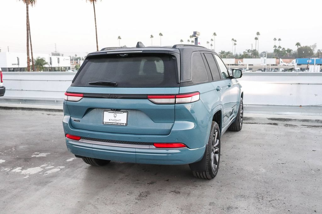 New 2026 Jeep Grand Cherokee Limited AWD/4WD image 9