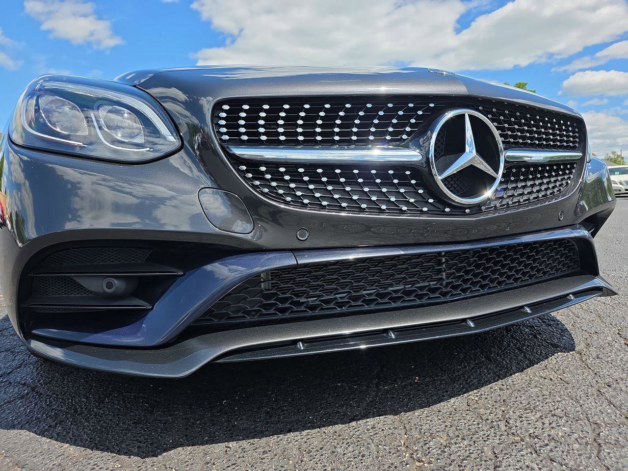 Used 2019 Mercedes-Benz SLC 300 image 31