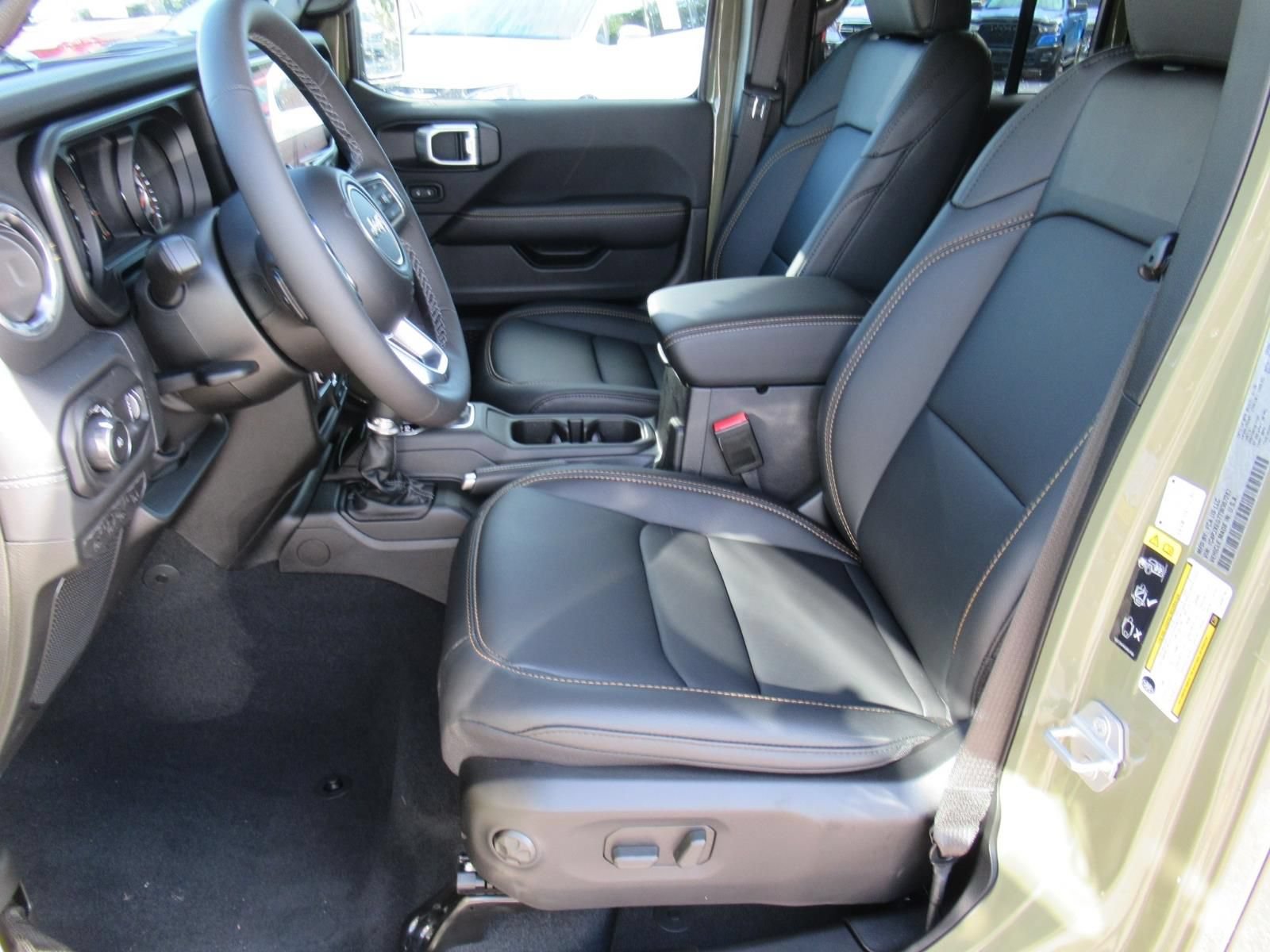 New 2026 Jeep Wrangler Unlimited Sahara AWD/4WD image 17