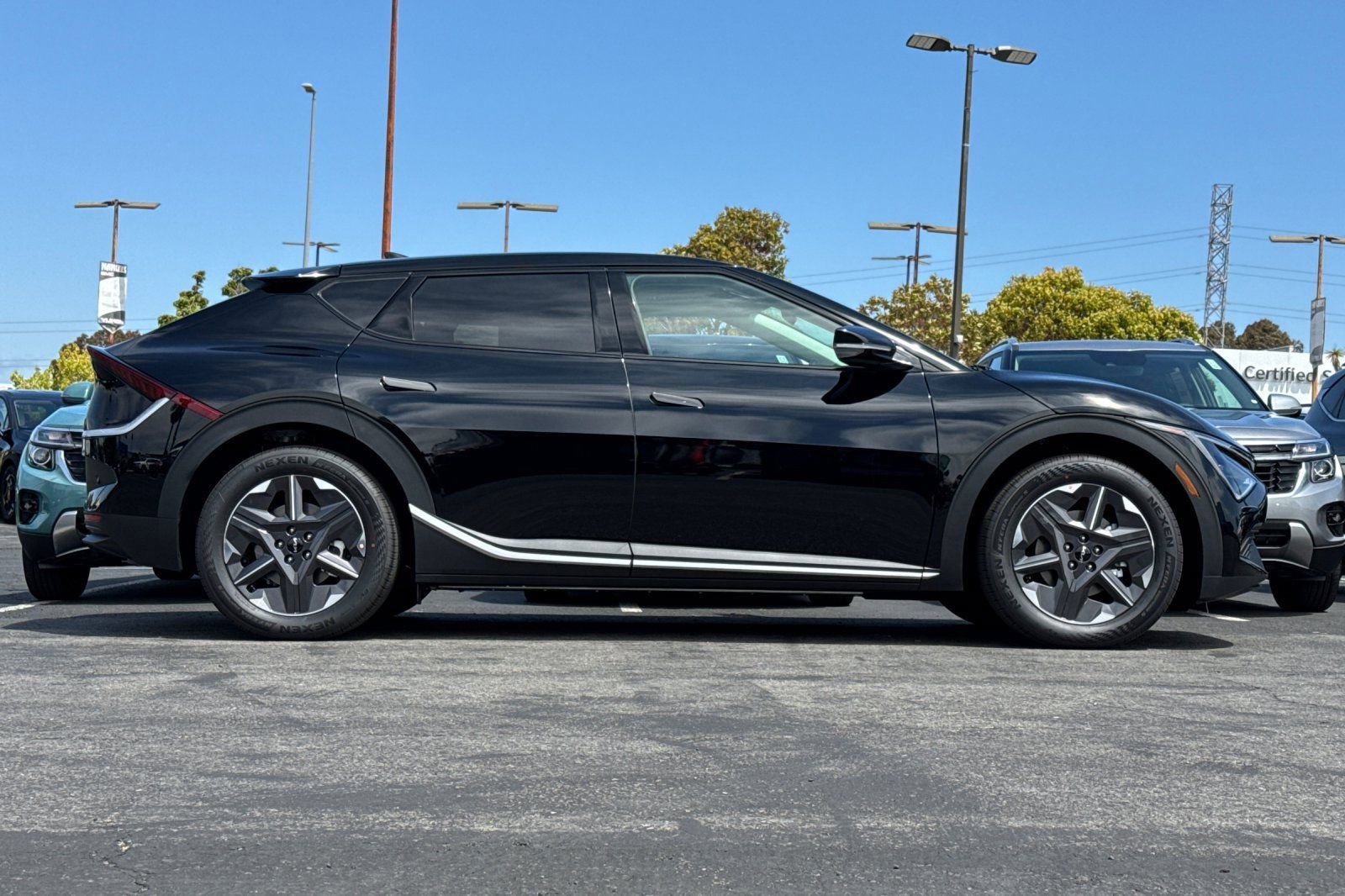 New 2025 Kia EV6 Light video 3