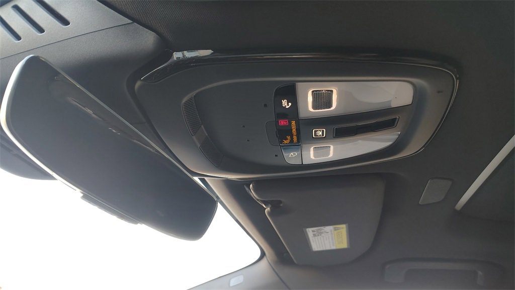 New 2026 Volvo XC60 B5 Plus w/ Climate Package image 24