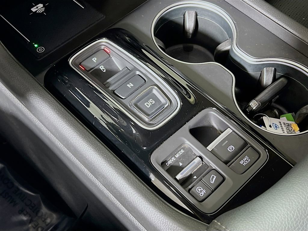 Used 2024 Honda Pilot Elite image 16