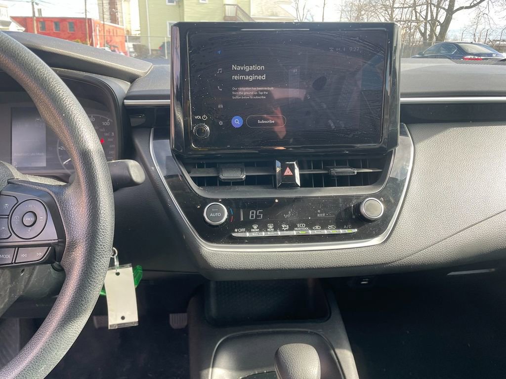 Used 2023 Toyota Corolla LE FWD image 18