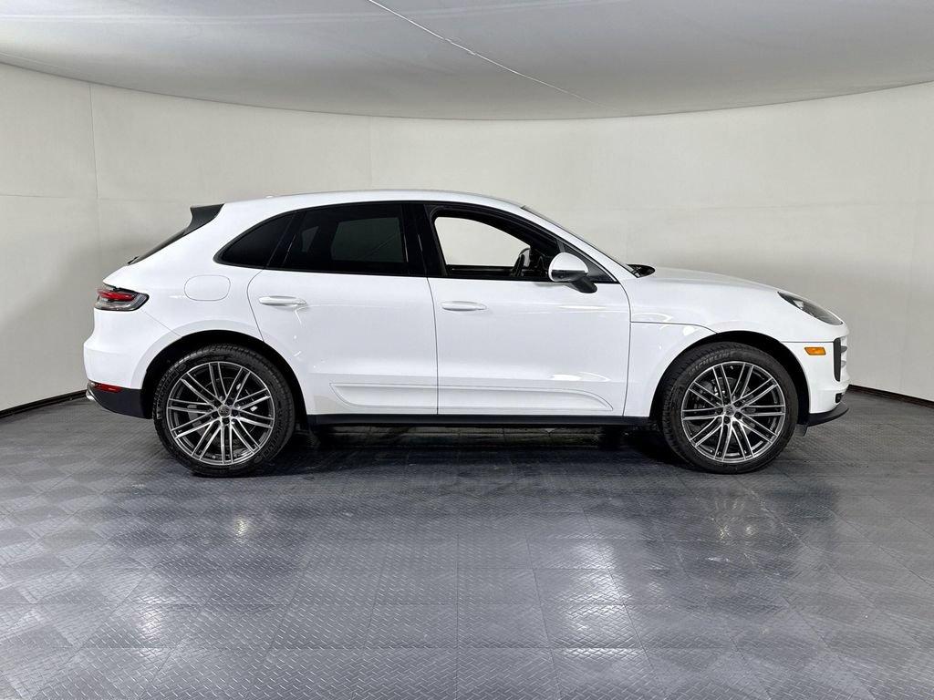 Certified 2020 Porsche Macan AWD/4WD image 8